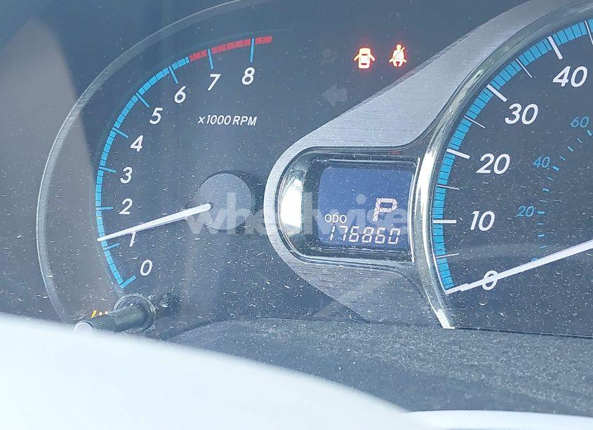 Photo 15 of 2011 Toyota Sienna XLE/LIMITED (VIN 5TDDK3DC7BS019372)