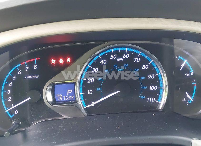 Photo 7 of 2013 Toyota Sienna XLE/LIMITED (VIN 5TDDK3DC7DS068591)