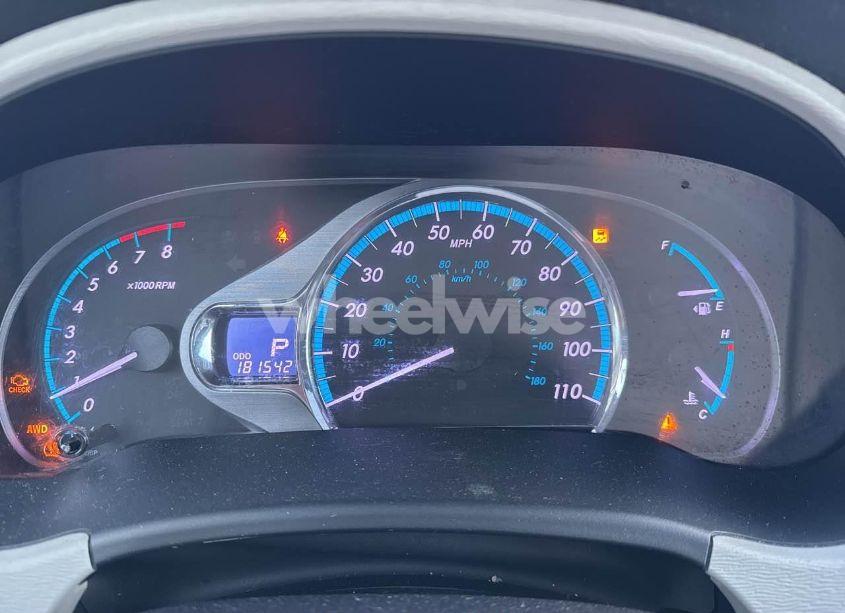 Photo 7 of 2011 Toyota Sienna XLE/LIMITED (VIN 5TDDK3DC8BS002466)