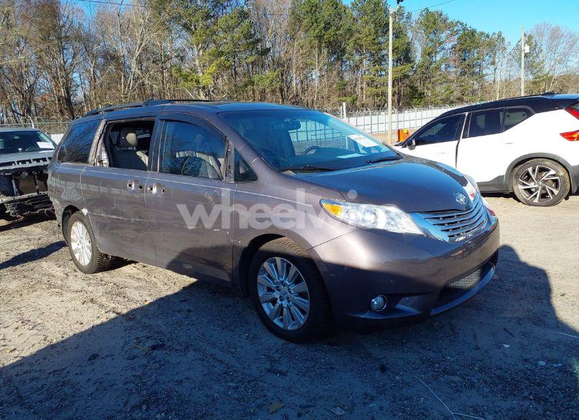2011 Toyota Sienna XLE/LIMITED (VIN 5TDDK3DC8BS009739) main photo
