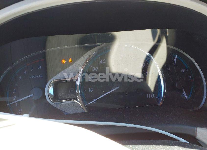 Photo 7 of 2011 Toyota Sienna XLE/LIMITED (VIN 5TDDK3DC8BS009739)