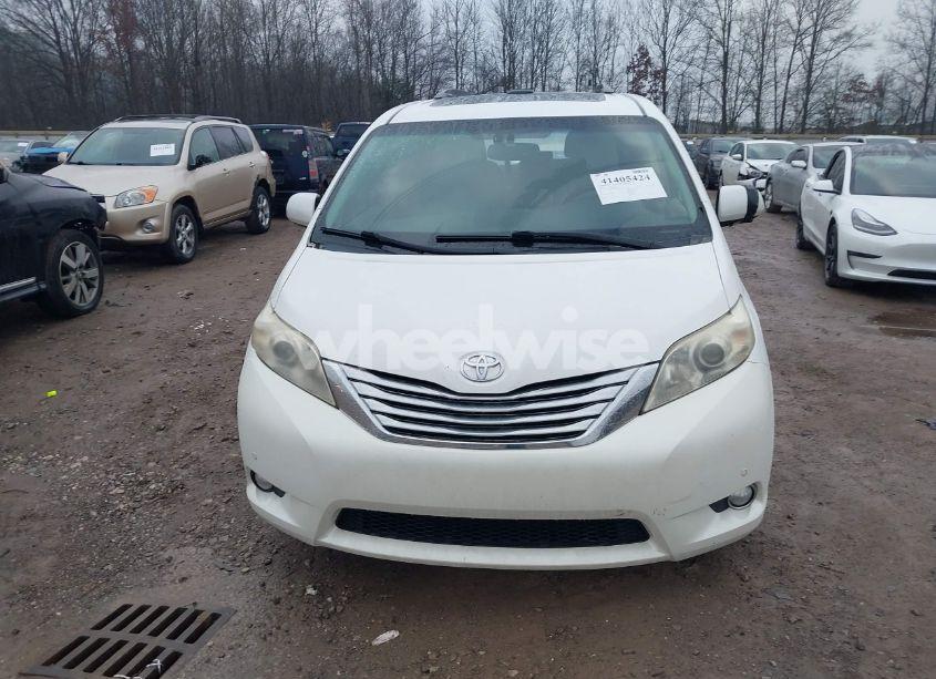 Photo 12 of 2011 Toyota Sienna XLE/LIMITED (VIN 5TDDK3DC8BS010051)