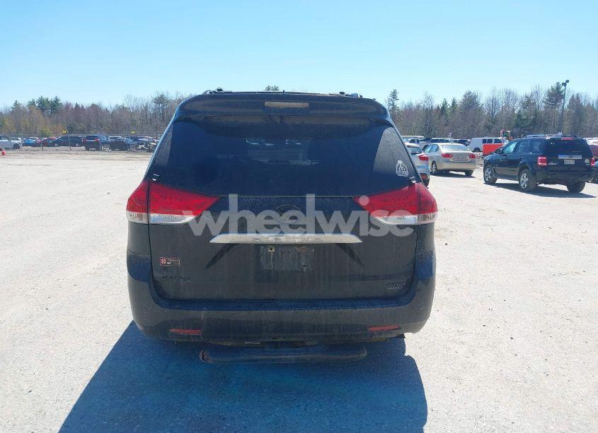 Photo 16 of 2011 Toyota Sienna LIMITED (VIN 5TDDK3DC8BS011975)