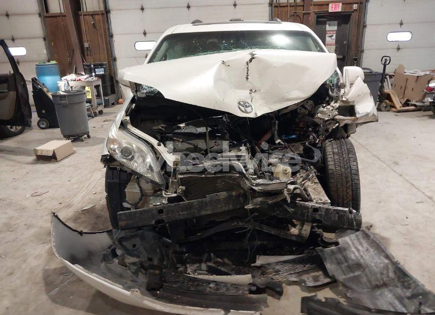 Photo 12 of 2011 Toyota Sienna XLE/LIMITED (VIN 5TDDK3DC8BS013015)