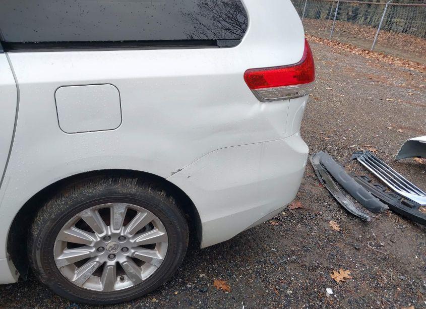 Photo 19 of 2011 Toyota Sienna XLE/LIMITED (VIN 5TDDK3DC8BS014388)