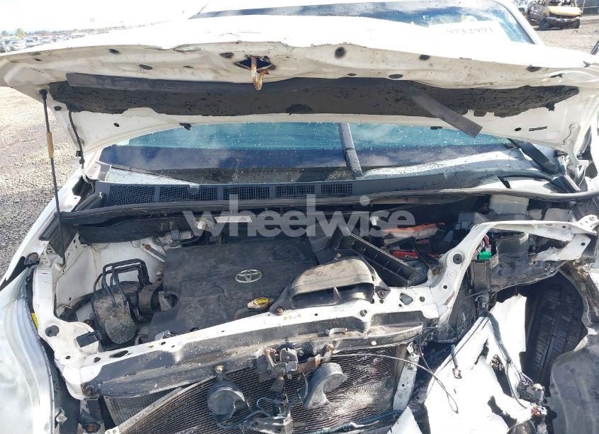 Photo 10 of 2011 Toyota Sienna XLE/LIMITED (VIN 5TDDK3DC8BS021003)