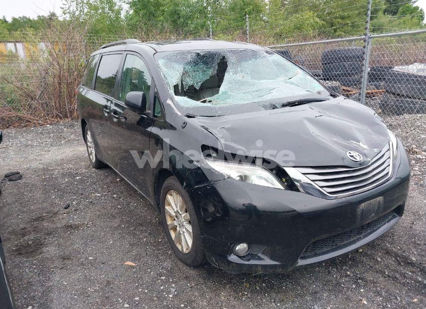 Photo 13 of 2012 Toyota Sienna XLE 7 PASSENGER (VIN 5TDDK3DC8CS044847)