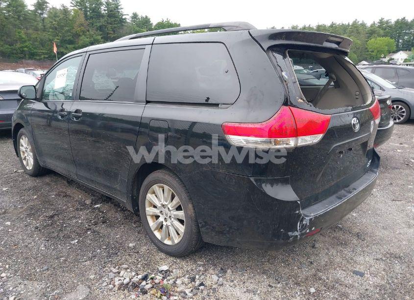 Photo 3 of 2012 Toyota Sienna XLE 7 PASSENGER (VIN 5TDDK3DC8CS044847)