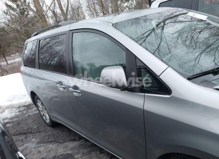 Photo 13 of 2012 Toyota Sienna XLE 7 PASSENGER (VIN 5TDDK3DC9CS037616)