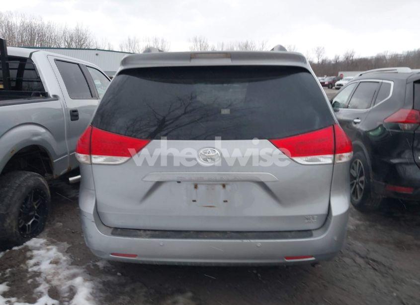 Photo 16 of 2012 Toyota Sienna XLE 7 PASSENGER (VIN 5TDDK3DC9CS037616)