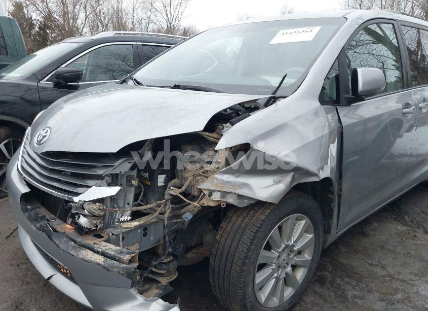 Photo 6 of 2012 Toyota Sienna XLE 7 PASSENGER (VIN 5TDDK3DC9CS037616)