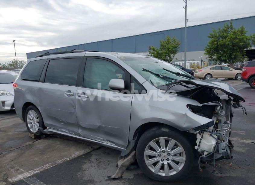 Photo 19 of 2012 Toyota Sienna XLE/LIMITED (VIN 5TDDK3DC9CS042847)