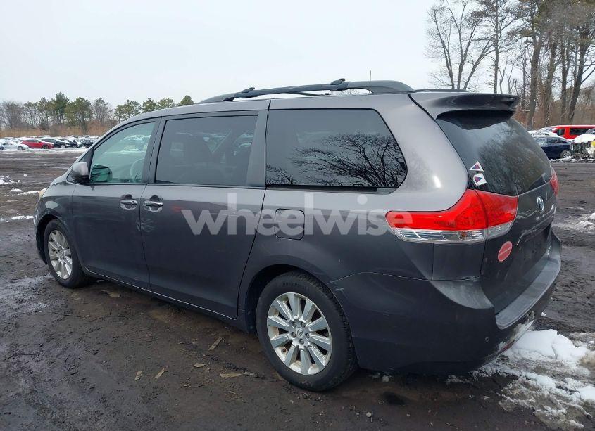 Photo 14 of 2012 Toyota Sienna XLE/LIMITED (VIN 5TDDK3DC9CS047014)