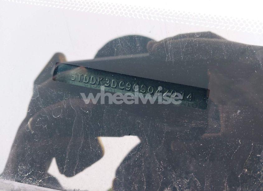 Photo 17 of 2012 Toyota Sienna XLE/LIMITED (VIN 5TDDK3DC9CS047014)