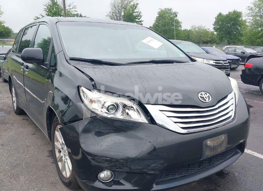 2012 Toyota Sienna LIMITED 7 PASSENGER (VIN 5TDDK3DC9CS047370) main photo