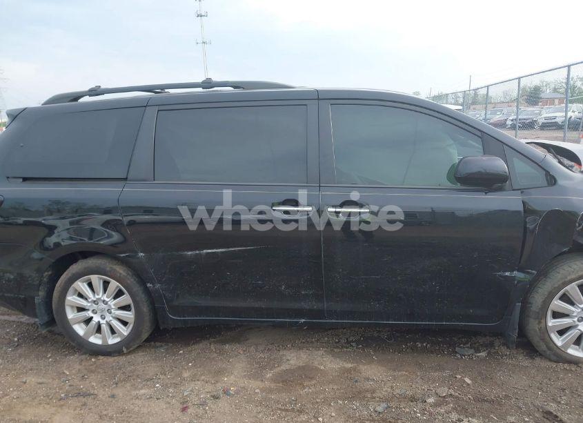 Photo 14 of 2015 Toyota Sienna XLE 7 PASSENGER (VIN 5TDDK3DC9FS103425)