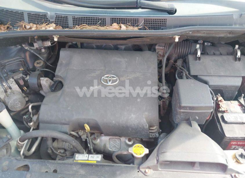 Photo 10 of 2015 Toyota Sienna XLE 7 PASSENGER (VIN 5TDDK3DC9FS113212)