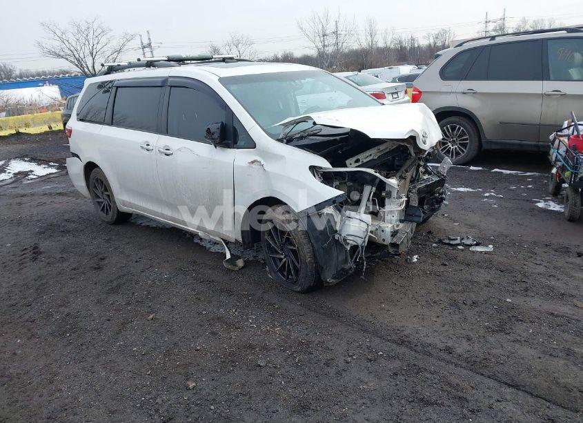 2015 Toyota Sienna LIMITED 7 PASSENGER (VIN 5TDDK3DC9FS115512) main photo