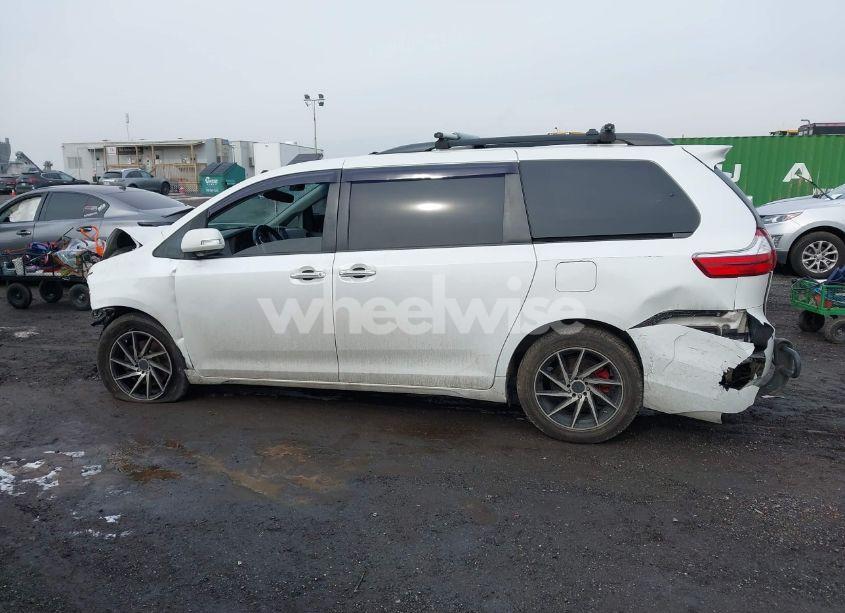 Photo 14 of 2015 Toyota Sienna LIMITED 7 PASSENGER (VIN 5TDDK3DC9FS115512)