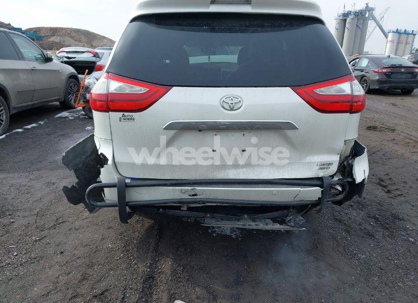 Photo 20 of 2015 Toyota Sienna LIMITED 7 PASSENGER (VIN 5TDDK3DC9FS115512)