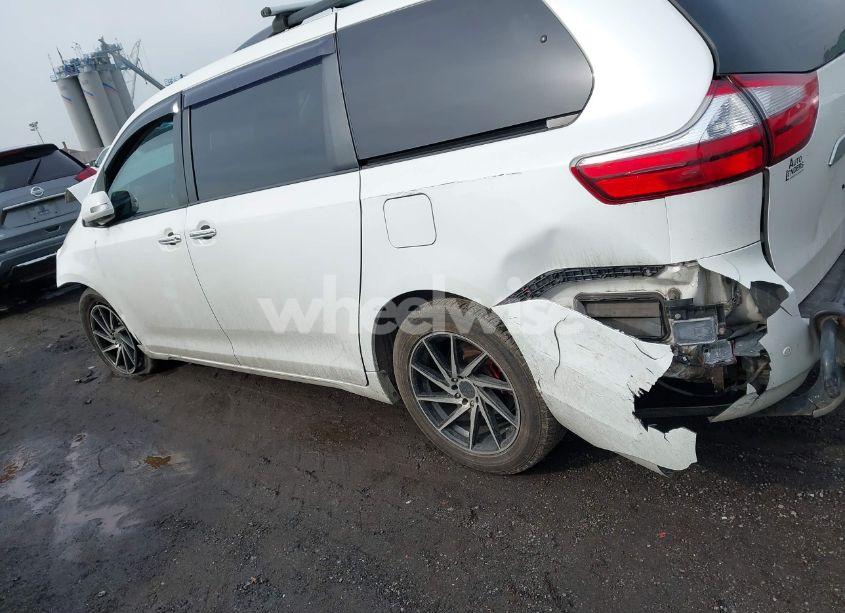 Photo 21 of 2015 Toyota Sienna LIMITED 7 PASSENGER (VIN 5TDDK3DC9FS115512)