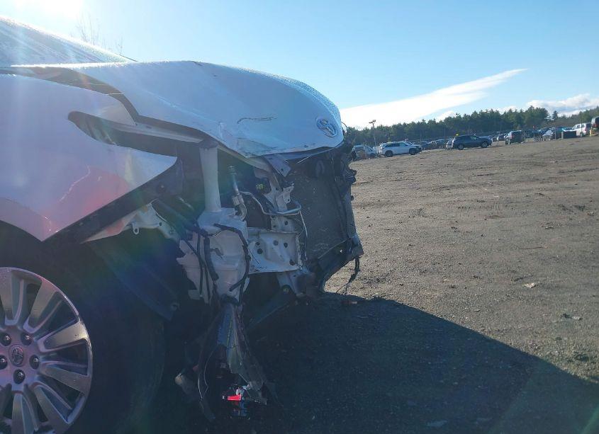 Photo 17 of 2015 Toyota Sienna XLE/LIMITED (VIN 5TDDK3DC9FS124310)