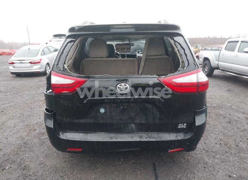 Photo 16 of 2015 Toyota Sienna XLE 7 PASSENGER (VIN 5TDDK3DC9FS124680)