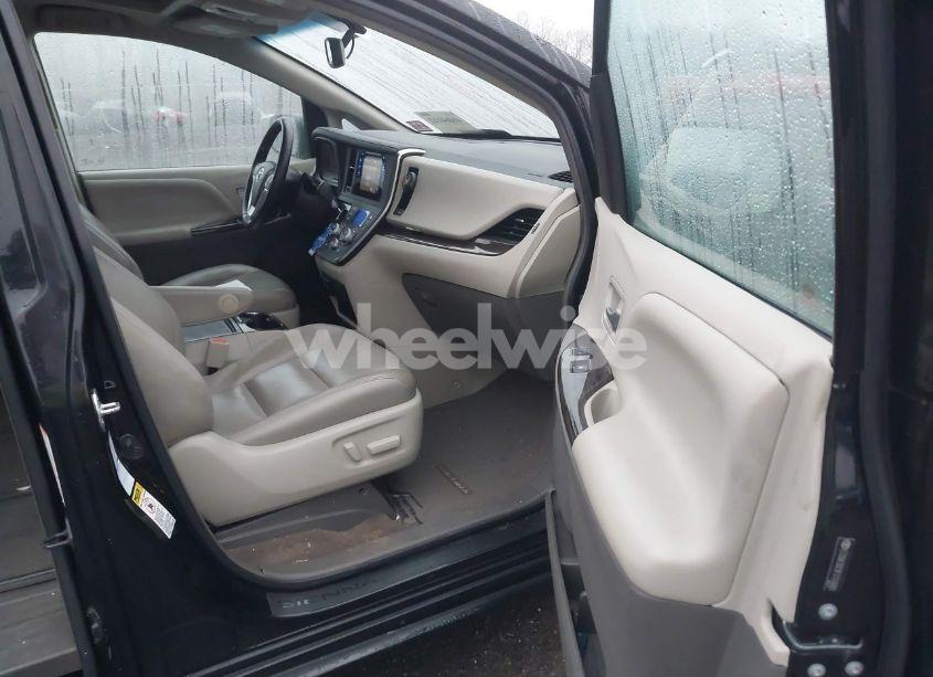 Photo 5 of 2015 Toyota Sienna XLE 7 PASSENGER (VIN 5TDDK3DC9FS124680)