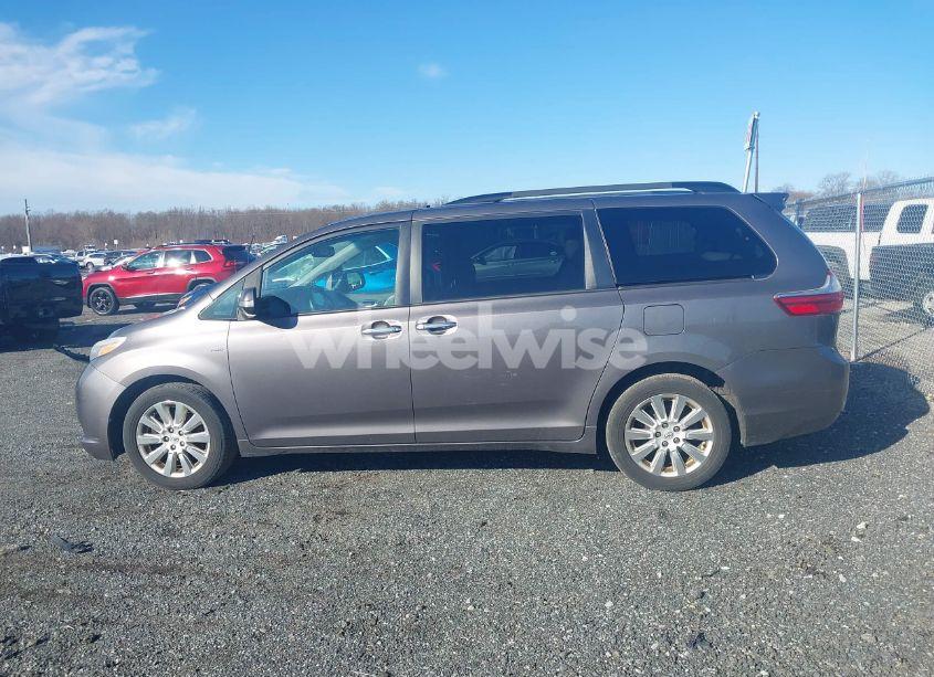 Photo 14 of 2016 Toyota Sienna LIMITED PREMIUM 7 PASSENGER (VIN 5TDDK3DC9GS140380)