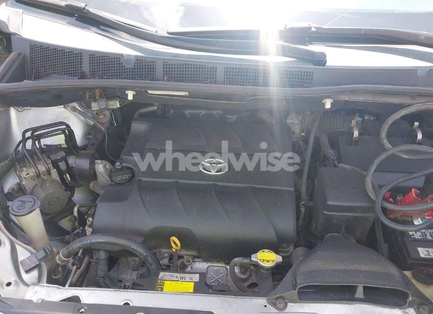 Photo 10 of 2012 Toyota Sienna XLE 7 PASSENGER (VIN 5TDDK3DCXCS032053)