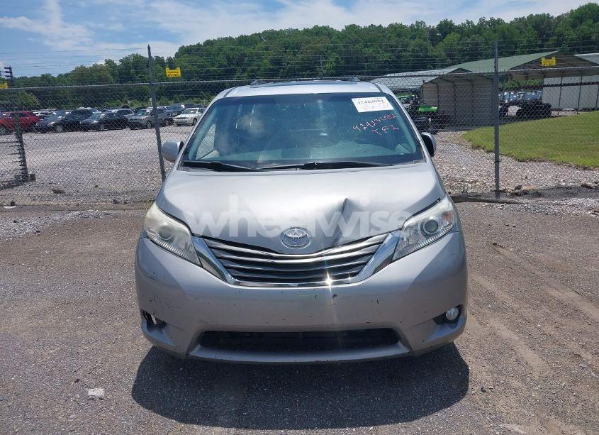 Photo 12 of 2012 Toyota Sienna XLE 7 PASSENGER (VIN 5TDDK3DCXCS032053)
