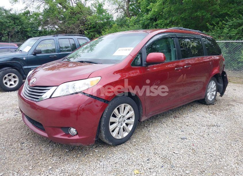 Photo 2 of 2012 Toyota Sienna XLE 7 PASSENGER (VIN 5TDDK3DCXCS033249)