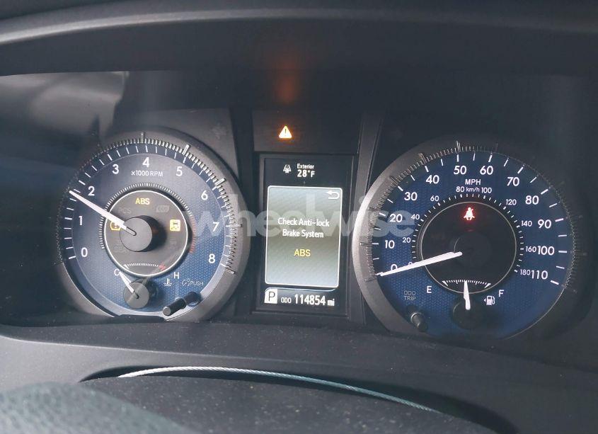 Photo 7 of 2015 Toyota Sienna XLE/LIMITED (VIN 5TDDK3DCXFS100341)