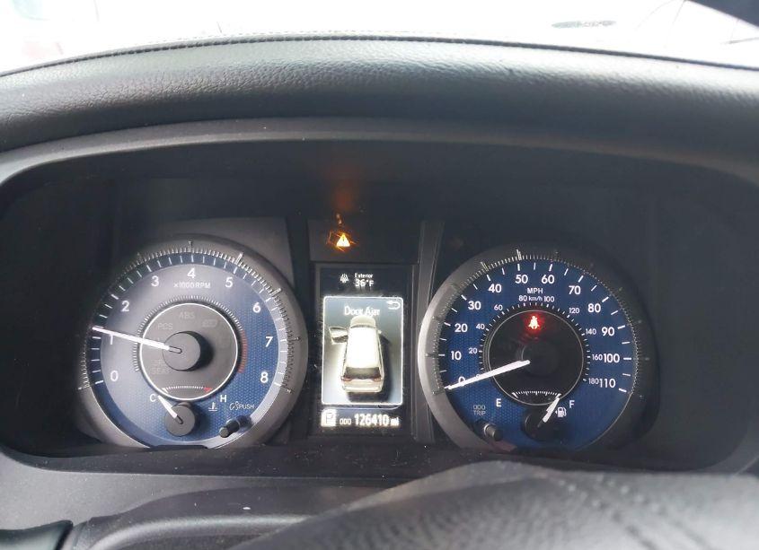 Photo 7 of 2015 Toyota Sienna XLE/LIMITED (VIN 5TDDK3DCXFS104504)
