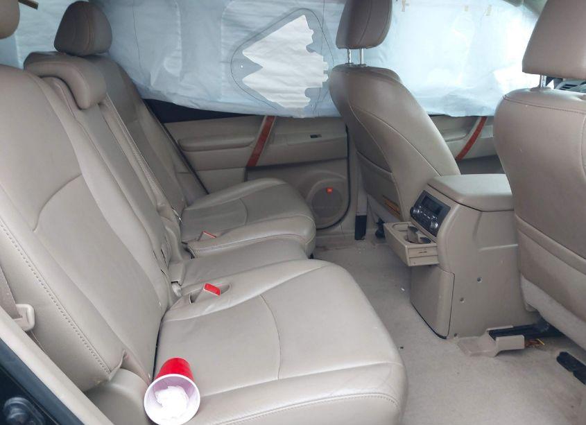 Photo 8 of 2010 Toyota Highlander LIMITED (VIN 5TDDK3EH0AS001742)