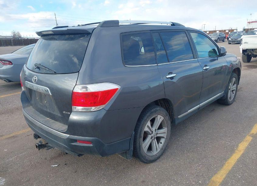 Photo 4 of 2011 Toyota Highlander LIMITED V6 (VIN 5TDDK3EH0BS088561)