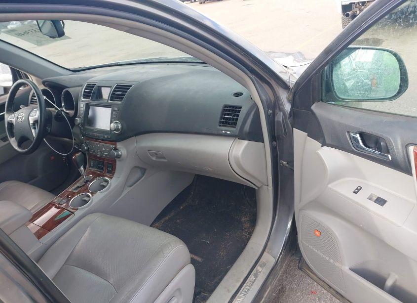 Photo 5 of 2011 Toyota Highlander LIMITED V6 (VIN 5TDDK3EH0BS088561)