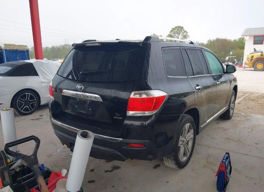 Photo 4 of 2013 Toyota Highlander LIMITED V6 (VIN 5TDDK3EH0DS201623)