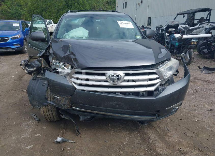 Photo 13 of 2013 Toyota Highlander LIMITED V6 (VIN 5TDDK3EH0DS221967)