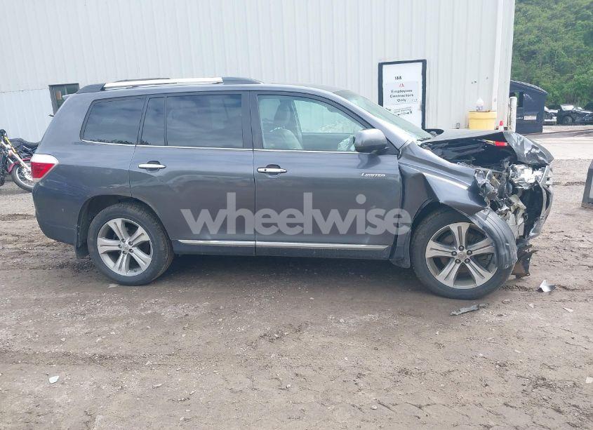 Photo 14 of 2013 Toyota Highlander LIMITED V6 (VIN 5TDDK3EH0DS221967)