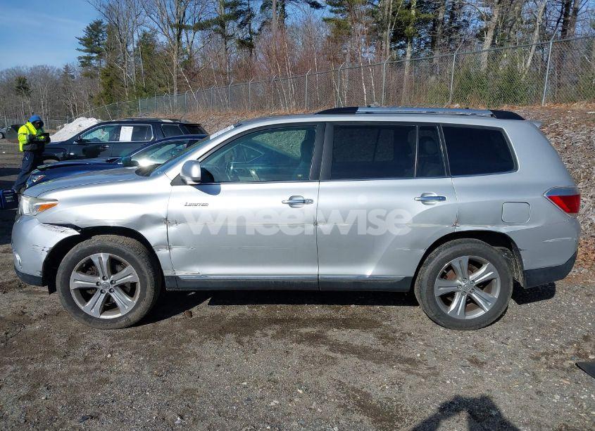 Photo 14 of 2013 Toyota Highlander LIMITED V6 (VIN 5TDDK3EH0DS252295)