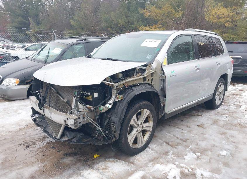 Photo 2 of 2013 Toyota Highlander LIMITED V6 (VIN 5TDDK3EH0DS257920)