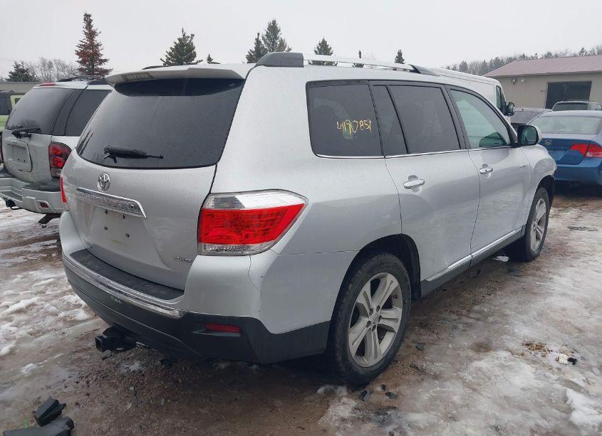 Photo 4 of 2013 Toyota Highlander LIMITED V6 (VIN 5TDDK3EH0DS257920)
