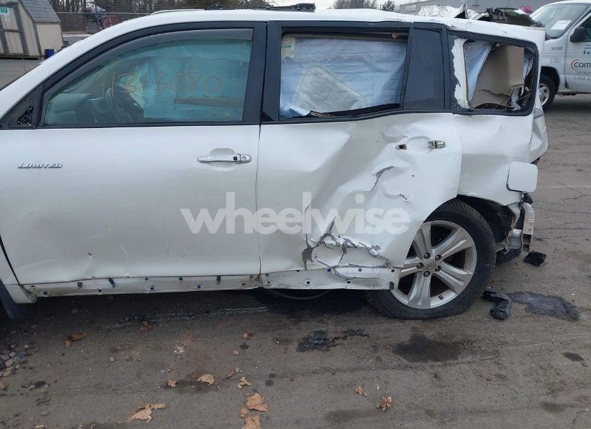 Photo 22 of 2010 Toyota Highlander LIMITED (VIN 5TDDK3EH1AS029162)