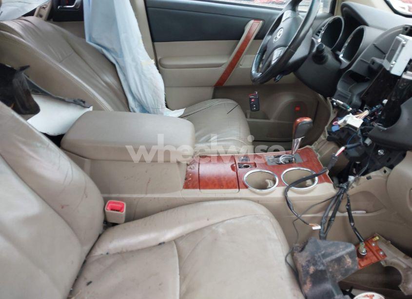 Photo 5 of 2010 Toyota Highlander LIMITED (VIN 5TDDK3EH1AS029162)