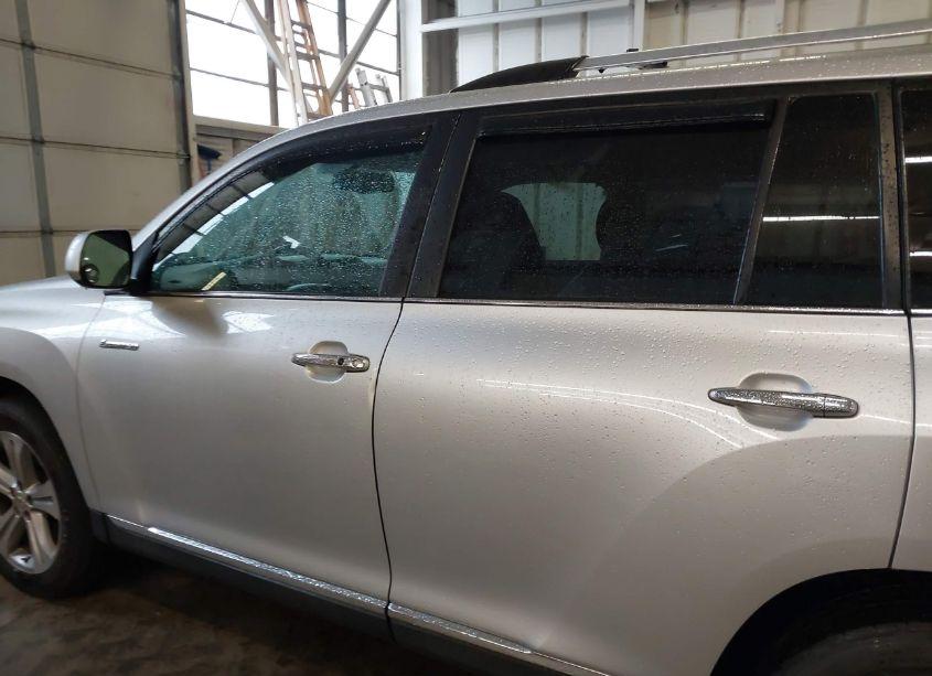 Photo 14 of 2011 Toyota Highlander LIMITED V6 (VIN 5TDDK3EH1BS042639)