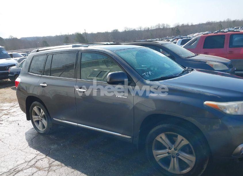 Photo 14 of 2013 Toyota Highlander LIMITED (VIN 5TDDK3EH1DS213456)