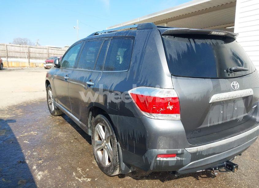 Photo 3 of 2013 Toyota Highlander LIMITED (VIN 5TDDK3EH1DS213456)