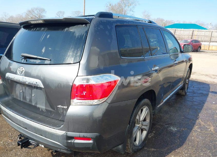Photo 4 of 2013 Toyota Highlander LIMITED (VIN 5TDDK3EH1DS213456)