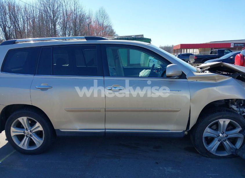 Photo 13 of 2013 Toyota Highlander LIMITED V6 (VIN 5TDDK3EH1DS228152)